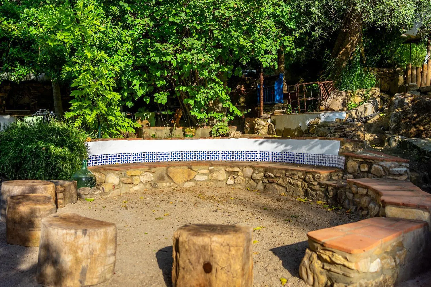 Cinco Lunas Vegetarian Guesthouse Zahara De La Sierra 0*,  Spain